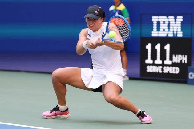September 3, 2025, New York City, New York, United States: IGA SWIATEK of Poland during the match against A. Anisimova of USA in quarterfinals of US Open 2025 at the USTA Billie Jean King National Tennis Center. Queens, New York City. Swiatek lost 4:6, 3:6. New York City United States - ZUMAc278 20250903_zsp_c278_008 Copyright: xMarcinxCholewinskix