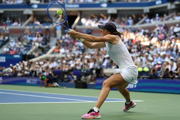 September 3, 2025, New York City, New York, United States: IGA SWIATEK of Poland during the match against A. Anisimova of USA in quarterfinals of US Open 2025 at the USTA Billie Jean King National Tennis Center. Queens, New York City. Swiatek lost 4:6, 3:6. New York City United States - ZUMAc278 20250903_zsp_c278_016 Copyright: xMarcinxCholewinskix