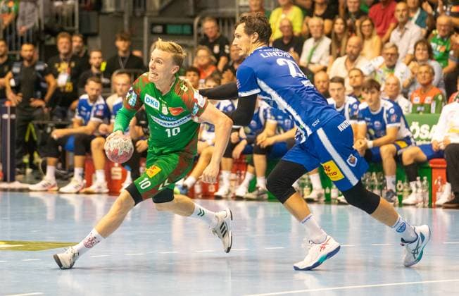 3 9 2025, Handball, Men, HBL, 1 VBL, 1 Handball Bundesliga, Season 2025 26, 2 Matchday, SC Magdeburg ThSV Eisenach, Gisli Thorgeir Kristjansson SC Magdeburg, left against Philipp Meyer ThSV Eisenach, right Magdeburg GETEC Arena Sachsen Anhalt Germany
