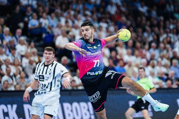 Throw Goal Stefan Cavor HSG Wetzlar, 77 GER, THW Kiel vs HSG Wetzlar, Handball, 1 Bundesliga, Matchday 2, Season 2025 2026, 03 09 2025 GER, THW Kiel vs HSG Wetzlar, Handball, 1 Bundesliga, Matchday 2, Season 2025 2026, 03 09 2025 Kiel Copyright: xEibner-Pressefoto MarcelxvonxFehrnx EP_MFN