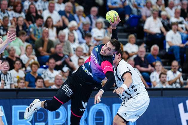 Throw Goal Filip Vistorop HSG Wetzlar, 04 GER, THW Kiel vs HSG Wetzlar, Handball, 1 Bundesliga, Matchday 2, Season 2025 2026, 03 09 2025 GER, THW Kiel vs HSG Wetzlar, Handball, 1 Bundesliga, Matchday 2, Season 2025 2026, 03 09 2025 Kiel Copyright: xEibner-Pressefoto MarcelxvonxFehrnx EP_MFN