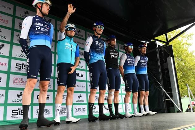 2025 Lloyds Tour of Britain Picture by Simon Wilkinson SWpix.com - 04 06 2025 - Cycling - 2025 Lloyds Tour of Britain - Stage 3: Milton Keynes to Ampthill - Team Presentation - Joseph Blackmore, Hugo Hofstetter, Nick Schultz, Brady Gilmore, Zac Marriage, Finlay Tarling (Israel Premier Tech) Copyright: x xSWpix.comx(t axPhotographyxHubxLtd)xSimonxWilkinson SWpix.comx SWP-3069-2326