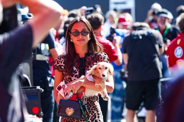 F1 - ITALIAN GRAND PRIX 2025 Alexandra Saint Mleux, girlfriend of Charles Leclerc, and their dog Leo, during the 2025 Formula 1 Pirelli Grand Premio d™Italia, 2025 Italian Grand Prix, 16th round of the 2025 FIA Formula One World Championship, WM, Weltmeisterschaft from September 5 to 7, 2025 on the Autodromo Nazionale Monza, in Monza, Italy - MonzaItaly Copyright: xFLORENTxGOODENx