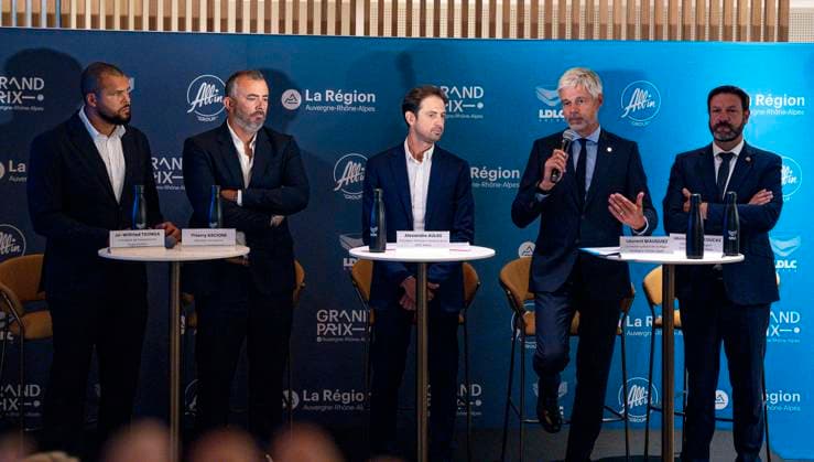 TENNIS : Annonce Grand Prix AT250 Lyon Auvergne Rhone Alpes - Decines - 04 09 2025 o Wilfired Tsonga, Thierry Ascone, Alexandre Aulas, Laurent Wauiquiez, Fabrice Pannekoucke lors de l™annonce du grand prix de tennis ATP, Tennis Herren 250 Auvergne RhÃ ne Alpes du 18 au 25 octobre 2026 Ã la LDLC Arena, Ã DÃ cines le 04 09.2025. Photo Sandrine Thesillat PsNews Decines  Copyright: xSandrinexThesillatx