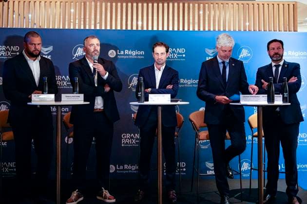 TENNIS : Annonce Grand Prix AT250 Lyon Auvergne Rhone Alpes - Decines - 04 09 2025 Jo Wilfired Tsonga, Thierry Ascone, Alexandre Aulas, Laurent Wauquiez, Fabrice Pannekoucke lors de l™annonce du grand prix de tennis ATP, Tennis Herren 250 Auvergne RhÃ ne Alpes du 18 au 25 octobre 2026 Ã la LDLC Arena, Ã DÃ cines le 04 09.2025. Photo Sandrine Thesillat PsNews Decines  Copyright: xSandrinexThesillatx