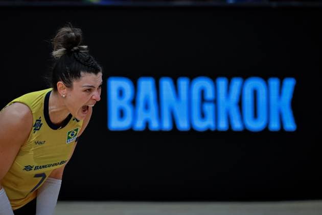 Brazil v France - FIVB Women’s World Volleyball Championship BANGKOK, THAILAND - SEPTEMBER 4: Rosamaria Montibeller (7) of Brazil in action during the FIVB Women’s World Volleyball Championship quarter final match between Brazil and France at Huamark Indoor Stadium in Bangkok, Thailand, on September 4, 2025. Mustafa Hatipoglu Anadolu Banghok Thailand. Editorial use only. Please get in touch for any other usage.  Copyright: x2025xAnadoluxMustafaxHatipoglux