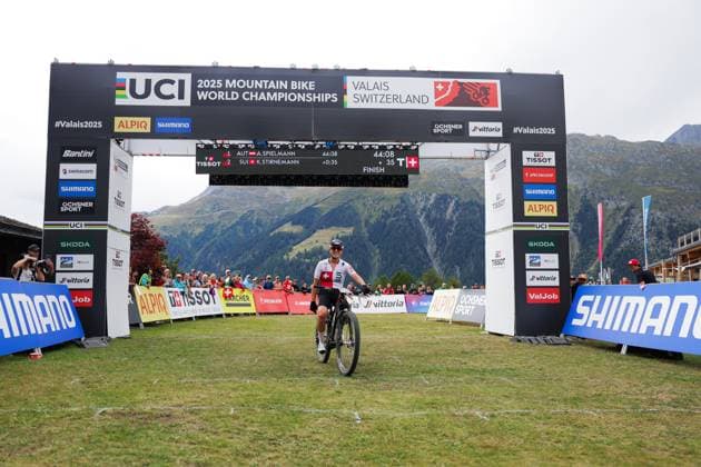2025 UCI Mountain Bike World Championships Picture by Alex Whitehead SWpix.com - 04 09 2025 - Cycling - 2025 UCI Mountain Bike World Championships - E-MTB Cross-Country - Aletsch Arena Bellwald, Valais, Switzerland - Women Elite E-MTB Cross-country - Kathrin Stirnemann (Switzerland) Wins Silver Copyright: x xSWpix.comx(t axPhotographyxHubxLtd)xAlexxWhitehead SWpix.comx SWP-3030-1516