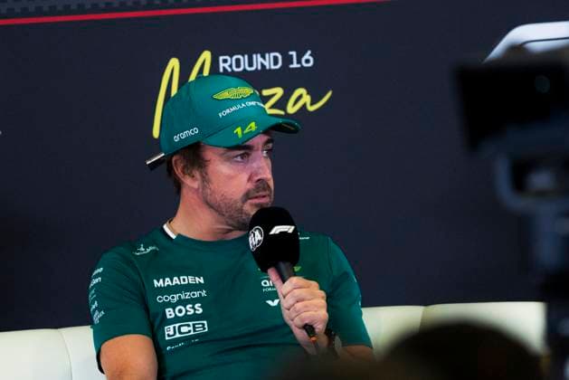 Formula 1 Pirelli Gran Premio d’Italia 2025 Dan Schiumarini OVERTAKE MAXPPP - Monza 04 09 2025 14 ALONSO Fernando (esp), Aston Martin Aramco Cognizant, portrait conference de presse, press conference, PK, Pressekonferenz at the Formula 1 Pirelli Gran Premio d’Italia 2025, the 16th round of the 2025 FIA Formula 1 World Championship, WM, Weltmeisterschaft at Autodromo Nazionale Monza in Monza, Italy, from 04 to 07 September 2025 Monza Italy Copyright: xOVERTAKE MAXPPPxDanxSchiumarinix OVT202509048002 OVT202509048002