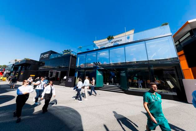 Formula 1 Pirelli Gran Premio d’Italia 2025 Dan Schiumarini OVERTAKE MAXPPP - Monza 04 09 2025 Aston Martin Aramco Cognizant Hospitality at the Formula 1 Pirelli Gran Premio d’Italia 2025, the 16th round of the 2025 FIA Formula 1 World Championship, WM, Weltmeisterschaft at Autodromo Nazionale Monza in Monza, Italy, from 04 to 07 September 2025 Monza Italy  Copyright: xOVERTAKE MAXPPPxDanxSchiumarinix OVT202509048027 OVT202509048027