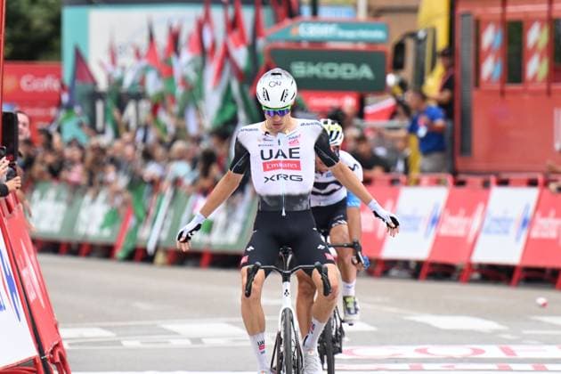 04-09-2025 Vuelta A Espana; Tappa 12 Laredo - Los Corrales De Buelna; 2025, Uae Team Emirates - Xrg; Ayuso Pesquera, Juan; Los Corrales De Buelna; 