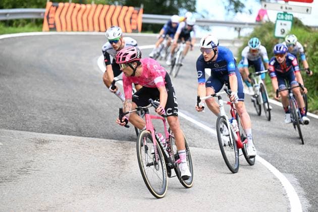 04-09-2025 Vuelta A Espana; Tappa 12 Laredo - Los Corrales De Buelna; 2025, Ef Education - Easypost; Shaw, James; Puerto De Alisas; 