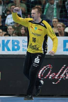 04 09 2025, xtgx, Handball, Daikin HBL, SC DHfK Leipzig TBV Lemgo Lippe v l Tomas Mrkva Leipzig, 16 cheers over held ball, defended, held, Torhueter Leipzig