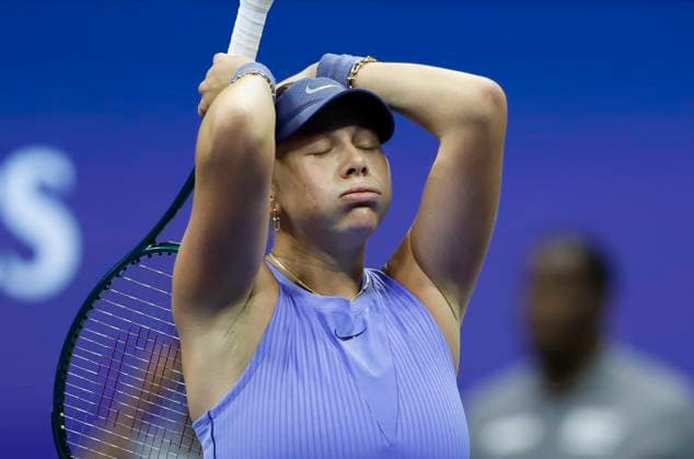 Amanda Anisimova reacts after defeating Naomi Osaka of Japan in a Women s semifinal match at the 2025 US Open Tennis Championship at the USTA Billie Jean King National Tennis Center in New York City on Thursday, September 4, 2025. Anisimova won the match 6-7, 7-6, 6-3 and will face Aryna Sabalenka of Belarus in the finals on Saturday.  NYP20250904934 JOHNxANGELILLO