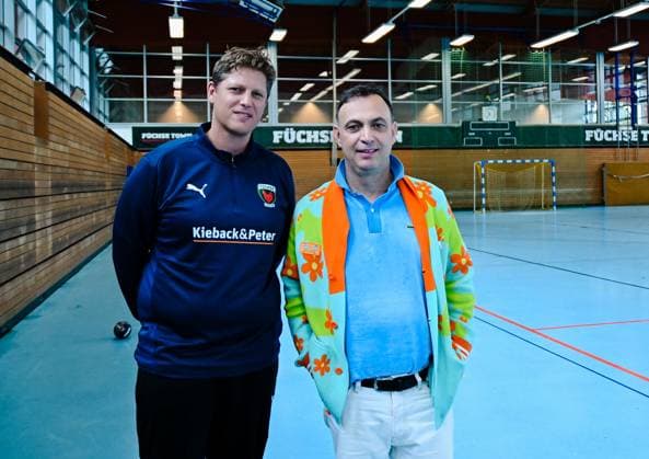 05 09 2025, xlakx, Handball Daikin HBL,Press conference Fuechse Berlin v l Press conference with Fuechse managing director Bob Hanning and the new coach Nicolej Kricka Berlin Daniel Lakomski