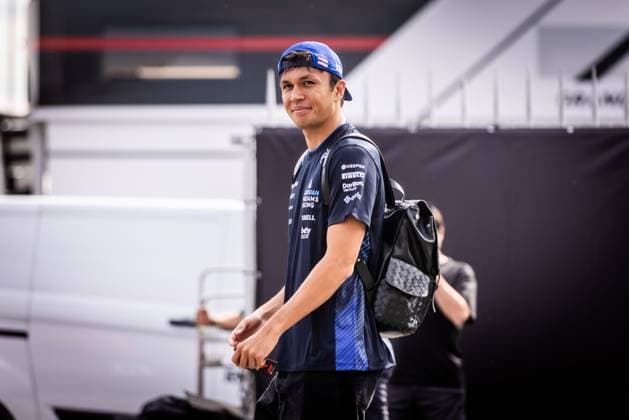 F1 ITALIAN GRAND PRIX FRIDAY Alexander Albon of Thailand and Williams ahead of friday s practice of the F1 Grand Prix of Italy - Formula 1 Pirelli Gran Premio D Italia 2025 at Autodromo Nazionale Monza Circuit on September 05, 2025, in Monza, Italy. Copyright: xx 080A2805