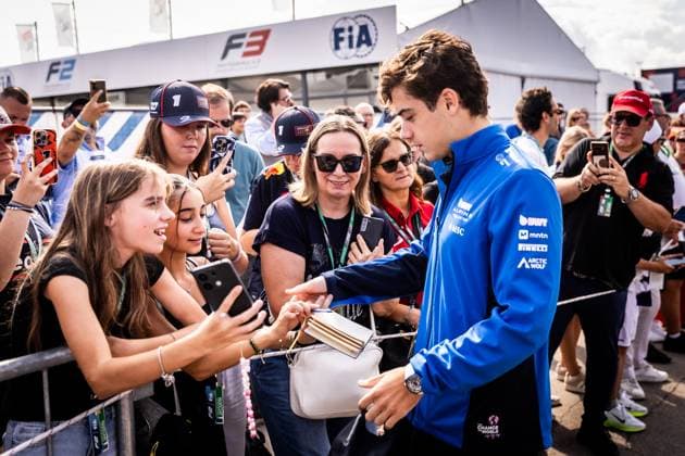 F1 ITALIAN GRAND PRIX FRIDAY Franco Colapinto of Argentina and Alpine F1 Team ahead of friday s practice of the F1 Grand Prix of Italy - Formula 1 Pirelli Gran Premio D Italia 2025 at Autodromo Nazionale Monza Circuit on September 05, 2025, in Monza, Italy. Copyright: xx 080A2922