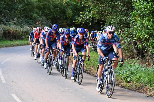 2025 Lloyds Tour of Britain Picture by Bruce Rollinson SWpix.com - 05 09 2025 - Cycling - 2025 Lloyds Tour of Britain - Stage 4: Atherstone to Burton Dassett Country Park - Matteo Vanhuffel (Team Picnic PostNL), Sean Flynn (Team Picnic PostNL) Copyright: x xSWpix.comx(t axPhotographyxHubxLtd)xBrucexRollinson SWpix.comx SWP-3069-2449