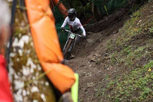 05 09 2025, ChampÃ ry, ChampÃ ry 2025 UCI Mountain Bike World Championships, Florian Bocquel SUI during the Junior Men s Downhill qualification ChampÃ ry Grand Paradis Valais Switzerland Copyright: xJustPictures.ch FrancescoxMinghettix jp-en-FrMi-MNG_2446