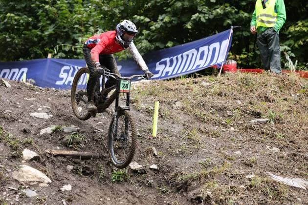05 09 2025, ChampÃ ry, ChampÃ ry 2025 UCI Mountain Bike World Championships, Leo Schneppen Dardaine CRC during the Junior Men s Downhill qualification ChampÃ ry Grand Paradis Valais Switzerland Copyright: xJustPictures.ch FrancescoxMinghettix jp-en-FrMi-MNG_2510