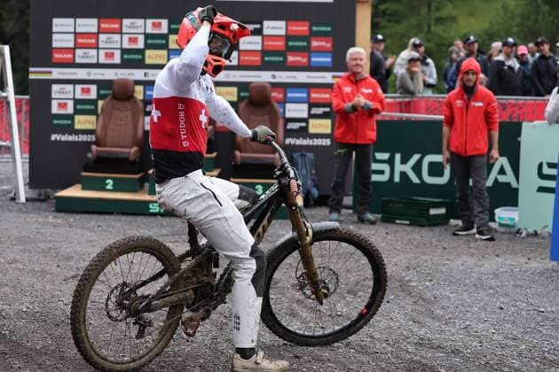 05 09 2025, ChampÃ ry, ChampÃ ry 2025 UCI Mountain Bike World Championships, Marius Krähenbühl SUI during the Junior Men s Downhill qualification ChampÃ ry Grand Paradis Valais Switzerland Copyright: xJustPictures.ch FrancescoxMinghettix jp-en-FrMi-MNG_2768