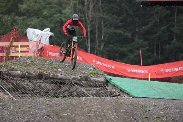 05 09 2025, ChampÃ ry, ChampÃ ry 2025 UCI Mountain Bike World Championships, Anthony Shelly CAN during the Junior Men s Downhill qualification ChampÃ ry Grand Paradis Valais Switzerland Copyright: xJustPictures.ch FrancescoxMinghettix jp-en-FrMi-MNG_2985