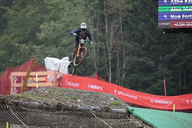 05 09 2025, ChampÃ ry, ChampÃ ry 2025 UCI Mountain Bike World Championships, Alex Mallen USA during the Junior Men s Downhill qualification ChampÃ ry Grand Paradis Valais Switzerland Copyright: xJustPictures.ch FrancescoxMinghettix jp-en-FrMi-MNG_3137