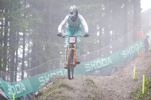 2025 UCI Mountain Bike World Championships Picture by Ed Sykes SWpix.com - 05 09 2025 - Cycling - 2025 UCI Mountain Bike World Championships - Downhill - ChampÃ ry, Valais, Switzerland - Downhill Training Women Elite - Sacha Mills (Australia) Copyright: x xSWpix.comx(t axPhotographyxHubxLtd)xEdxSykes SWpix.comx SWP-3030-1711