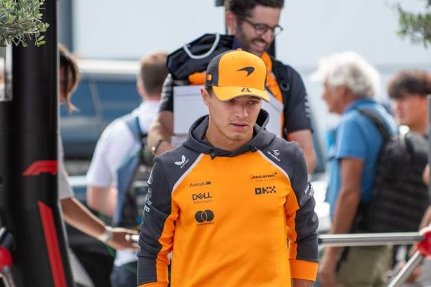 Lando Norris (GBR) arrives at the F1 GP of Italy at Monza Circuit on September 5, 2025 in Monza, Italy. during Pirelli Gran Premio d Italia 2025, Formula 1 Championship in Monza, Italy, September 05 2025  Copyright: xFedericoxManoni IPAxSportx xipa-agency.netx xx IPA_64210494 IPA_Agency_IPA64210494