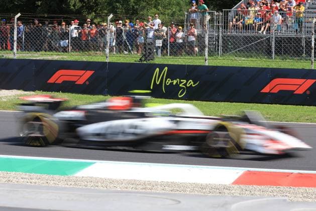 5th September 2025; Autodromo Nazionale Monza, Monza, Italy; Formula 1 Italian Grand Prix 2025 Free Practice Day; Esteban Ocon (FRA) Moneygram Haas F1 Team in slow motion camera blur  PierrexTeyssot