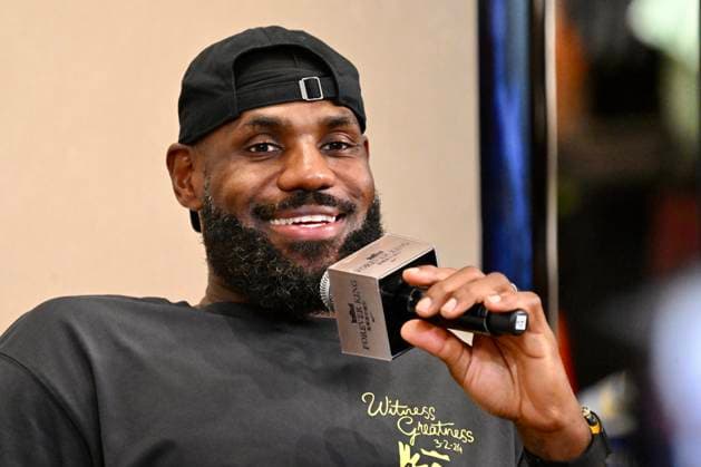 CHENGDU, CHINA - SEPTEMBER 05: NBA, Basketball Herren, USA star LeBron James attends a fan meeting during his 2025 China Tour on September 5, 2025 in Chengdu, Sichuan Province of China.  Copyright: xVCGx 111589027201