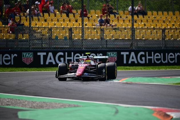 F1 Grand Prix of Italy - Practice Lewis Hamilton of Scuderia Ferrari drives during the free practice of the Italian GP, the 16th round of the Formula 1 World Championship, WM, Weltmeisterschaft in Autodromo Nazionale di Monza, Monza, Lombardy, Italy, on September 5, 2025. Monza Lombardy Italy  Copyright: xAndreaxDiodatox originalFilename:diodato-formula1250905_npLDk.jpg