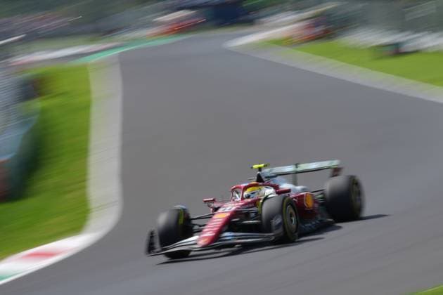 F1 Grand Prix of Italy - Practice Lewis Hamilton of the United Kingdom drives the (44) Scuderia Ferrari HP SF-25 during the Free Practice of the Formula 1 PIRELLI Gran Premio d Italia 2025, the 16th round of the 2025 FIA Formula One World Championship, WM, Weltmeisterschaft in Monza, Italy, on September 5, 2025. Monza Italy Italy  Copyright: xLucaxRossinix originalFilename:rossini-formula1250905_npjB4.jpg