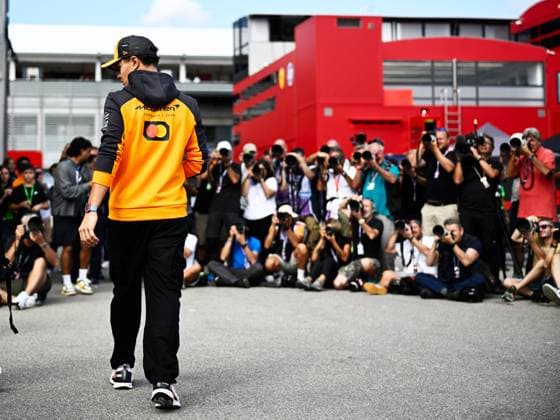 4 Lando Norris Of The Team Mclaren Formula 1 Team, Mclaren Mercedes MCL39,In Paddock ,During Fia Formula One World Championship, WM, Weltmeisterschaft Formula 1 Pirelli Gran Premio d Italia 2025, 05 September, In Monza,Italy  Copyright: xLucaxBarsali IPAxSportx xipa-agency.netx xx IPA_64222273 IPA_Agency_IPA64222273