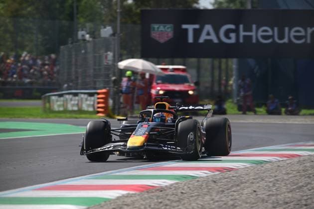 F1 Grand Prix of Italy - Practice Max Verstappen of Red Bull Racing Honda drives during free practice of the Italian GP, the 16th round of the Formula 1 World Championship, WM, Weltmeisterschaft in Autodromo Nazionale di Monza, Monza, Lombardy, Italy, on September 5, 2025. Monza Lombardy Italy  Copyright: xAndreaxDiodatox originalFilename:diodato-formula1250905_npfay.jpg