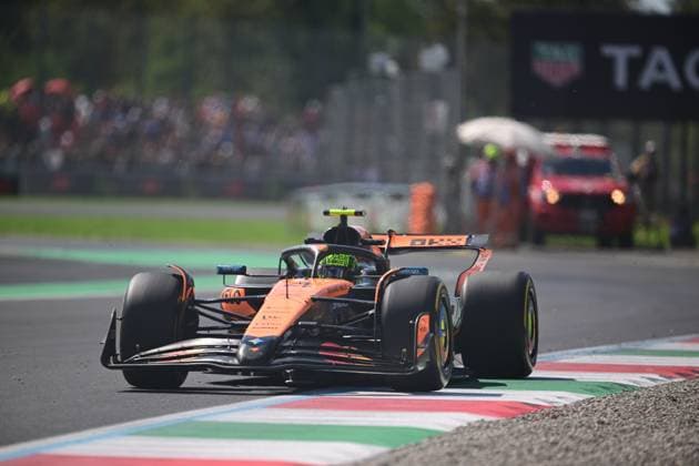 F1 Grand Prix of Italy - Practice Lando Norris of the McLaren F1 Team drives during the free practice of the Italian GP, the 16th round of the Formula 1 World Championship, WM, Weltmeisterschaft at Autodromo Nazionale di Monza in Monza, Lombardy, Italy, on September 5, 2025. Monza Lombardy Italy  Copyright: xAndreaxDiodatox originalFilename:diodato-formula1250905_npZ0m.jpg