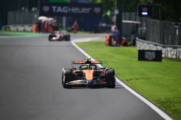 F1 Grand Prix of Italy - Practice Lando Norris of the McLaren F1 Team drives during the free practice of the Italian GP, the 16th round of the Formula 1 World Championship, WM, Weltmeisterschaft at Autodromo Nazionale di Monza in Monza, Lombardy, Italy, on September 5, 2025. Monza Lombardy Italy  Copyright: xAndreaxDiodatox originalFilename:diodato-formula1250905_npDJO.jpg
