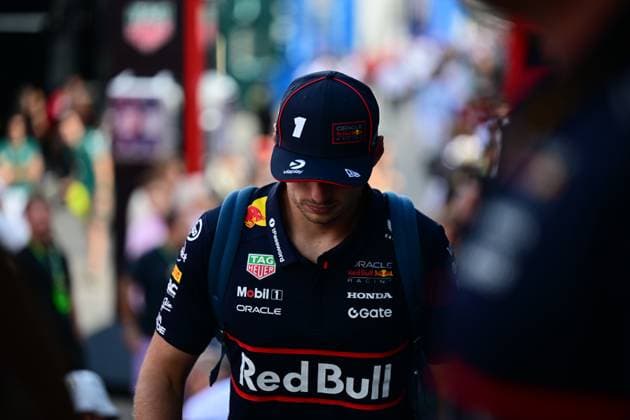 F1 Grand Prix of Italy - Practice Max Verstappen of Red Bull Racing Honda walks during free practice of the Italian GP, the 16th round of the Formula 1 World Championship, WM, Weltmeisterschaft in Autodromo Nazionale di Monza, Monza, Lombardy, Italy, on September 5, 2025. Monza Lombardy Italy  Copyright: xAndreaxDiodatox originalFilename:diodato-formula1250905_npmvd.jpg