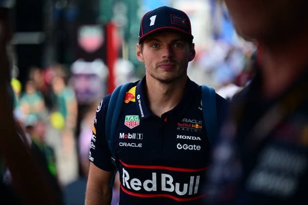 F1 Grand Prix of Italy - Practice Max Verstappen of Red Bull Racing Honda walks during free practice of the Italian GP, the 16th round of the Formula 1 World Championship, WM, Weltmeisterschaft in Autodromo Nazionale di Monza, Monza, Lombardy, Italy, on September 5, 2025. Monza Lombardy Italy  Copyright: xAndreaxDiodatox originalFilename:diodato-formula1250905_npUbq.jpg