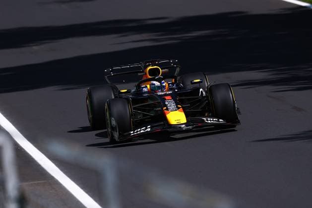 F1 - ITALIAN GRAND PRIX 2025 01 VERSTAPPEN Max (nld), Red Bull Racing RB21, action during the 2025 Formula 1 Pirelli Grand Premio d™Italia, 2025 Italian Grand Prix, 16th round of the 2025 FIA Formula One World Championship, WM, Weltmeisterschaft from September 5 to 7, 2025 on the Autodromo Nazionale Monza, in Monza, Italy - MonzaItaly  Copyright: xEricxAlonsox