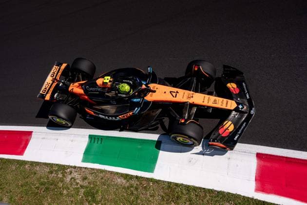 F1 - ITALIAN GRAND PRIX 2025 04 NORRIS Lando (gbr), McLaren F1 Team MCL39, action during the 2025 Formula 1 Pirelli Grand Premio d™Italia, 2025 Italian Grand Prix, 16th round of the 2025 FIA Formula One World Championship, WM, Weltmeisterschaft from September 5 to 7, 2025 on the Autodromo Nazionale Monza, in Monza, Italy - MonzaItaly  Copyright: xALBERTOxVIMERCATIx