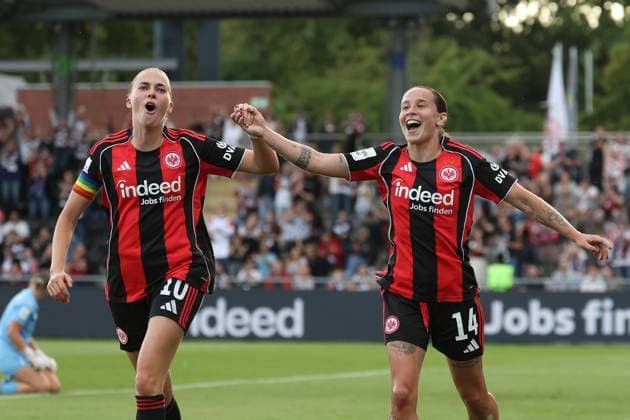 2025 09 05 xJFx Soccer Google Pixel Women Bundesliga Season 2025 2026 Eintracht Frankfurt SGS Essen v l , Laura Freigang Eintracht Frankfurt , Gâ raldine Reuteler Eintracht Frankfurt , Torjubel, Goal celebration, celebrate the goal DFL DFB REGULATIONS PROHIBIT ANY USE OF PHOTOGRAPHS as IMAGE SEQUENCES and or QUASI VIDEO Copyright: JoaquimxFerreira