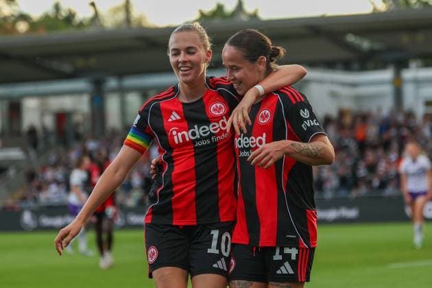 2025 09 05 xJFx Soccer Google Pixel Women Bundesliga Season 2025 2026 Eintracht Frankfurt SGS Essen v l , Laura Freigang Eintracht Frankfurt , Gâ raldine Reuteler Eintracht Frankfurt , Torjubel, Goal celebration, celebrate the goal DFL DFB REGULATIONS PROHIBIT ANY USE OF PHOTOGRAPHS as IMAGE SEQUENCES and or QUASI VIDEO Copyright: JoaquimxFerreira