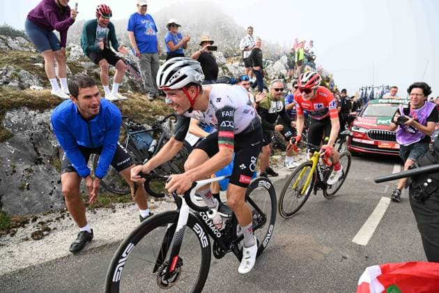 05-09-2025 Vuelta A Espana; Tappa 13 Cabezon De La Sal - Alto De L angliru; 2025, Uae Team Emirates - Xrg; 2025, Visma - Lease A Bike; Almeida, Joao; Vingegaard, Jonas; Alto De L angliru; 
