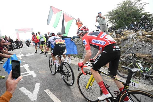 05-09-2025 Vuelta A Espana; Tappa 13 Cabezon De La Sal - Alto De L angliru; 2025, Uae Team Emirates - Xrg; 2025, Visma - Lease A Bike; Almeida, Joao; Vingegaard, Jonas; Alto De L angliru; 
