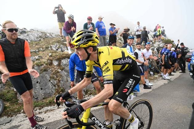 05-09-2025 Vuelta A Espana; Tappa 13 Cabezon De La Sal - Alto De L angliru; 2025, Visma - Lease A Bike; Kuss, Sepp; Alto De L angliru; 