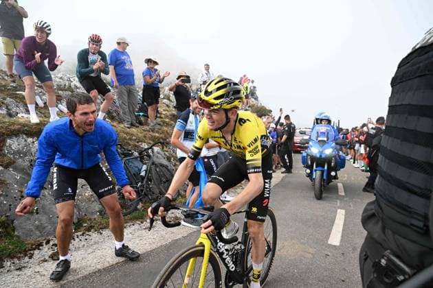 05-09-2025 Vuelta A Espana; Tappa 13 Cabezon De La Sal - Alto De L angliru; 2025, Visma - Lease A Bike; Kuss, Sepp; Alto De L angliru; 