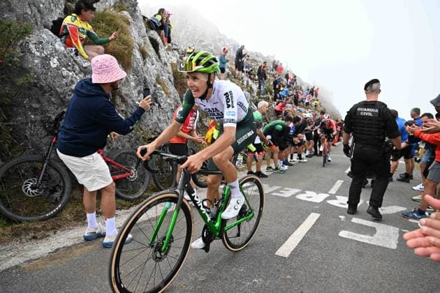 05-09-2025 Vuelta A Espana; Tappa 13 Cabezon De La Sal - Alto De L angliru; 2025, Caja Rural - Seguros Rga; Guardeno Romano, Jaume; Alto De L angliru; 