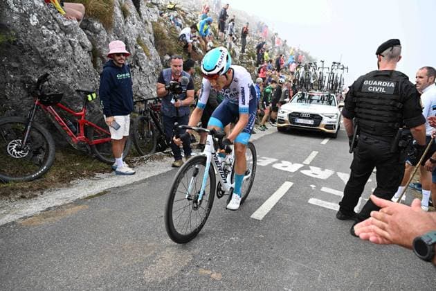 05-09-2025 Vuelta A Espana; Tappa 13 Cabezon De La Sal - Alto De L angliru; 2025, Bahrain - Victorious; Traeen, Torstein; Alto De L angliru; 