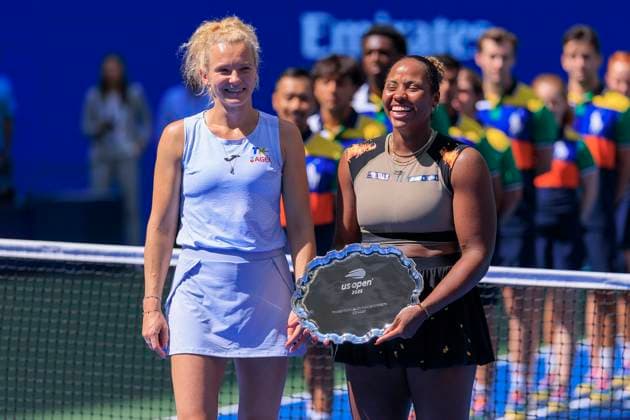 September 5, 2025, Flushing Meadows, New York, USA: (L) Katerina Siniakova and Taylor Townsend pose during the trophy presentation after losing the WomenÃ¢â‚¬â ¢s Doubles Final match against Gabriela Dabrowski (R) and Erin Routliffe on Day 13 of the 2025 US Open at USTA Billie Jean King National Tennis Center on Friday September 5, 2025 in the Flushing neighborhood of the Queens borough of New York City. JAVIER ROJAS PI Flushing Meadows USA - ZUMAp124 20250905_zaa_p124_030 Copyright: xJavierxRojasx