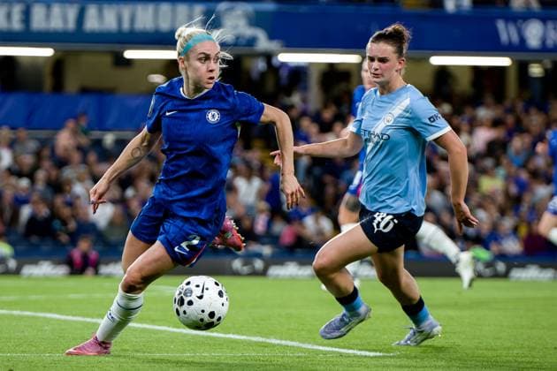 London, England, September 05 2025: Ellie Carpenter (2 Chelsea) in action during the Womens Super League game between Chelsea and Manchester City at Stamford Bridge in London, England. (Photo by Pedro Porru Sports Press Photo SPP) Copyright: xPedroxPorrux xSPPx Sportspressphoto_SPR20511
